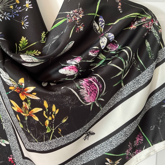 Silk Dragonfly Scarf - Black - NWOT - Picture 10 of 15